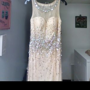 mermaid style prom dress